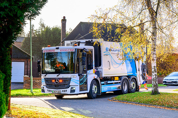 251112_Daimler_select_LHP1698